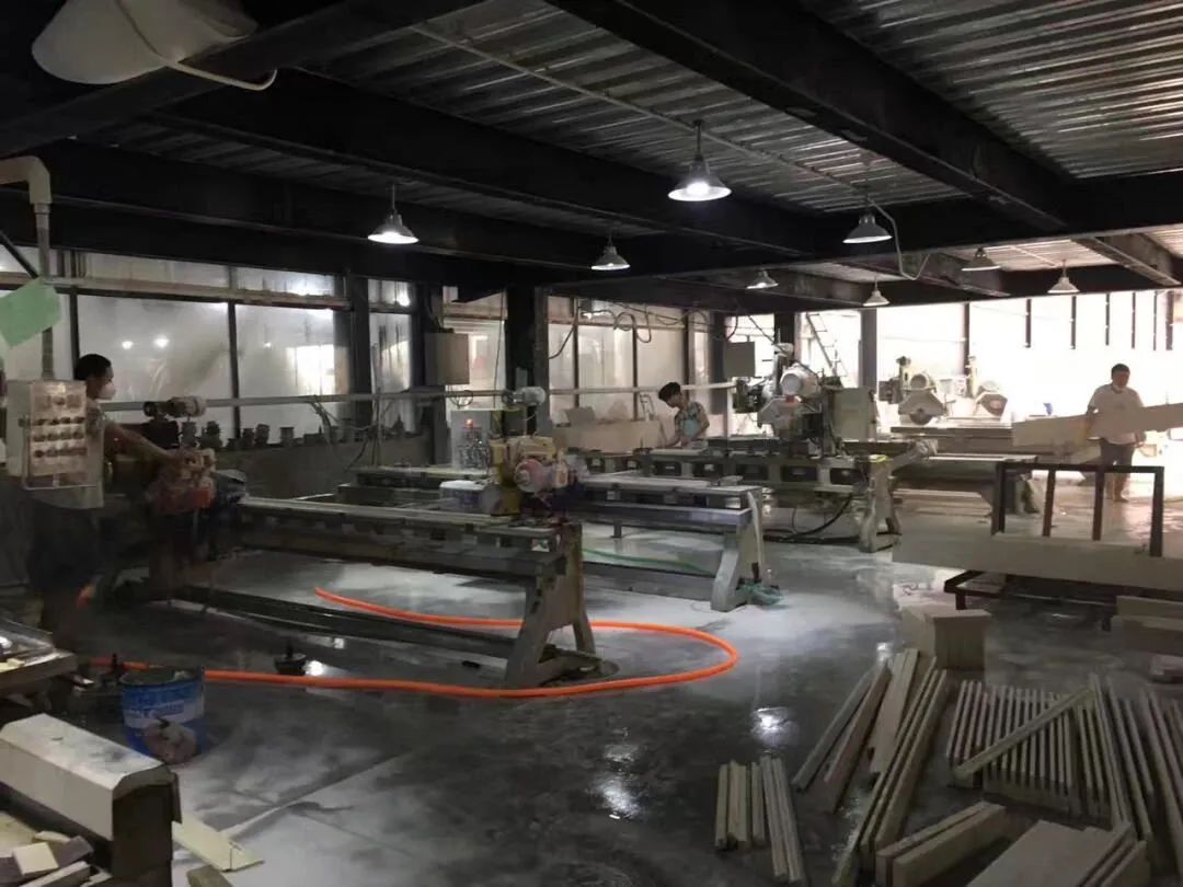 3公分厚300×600石材:芝麻黑、芝麻灰、芝麻白花崗巖種類及價(jià)格(圖1) 3公分厚300×600石材:芝麻黑、芝麻灰、芝麻白花崗巖種類及價(jià)格(圖1)