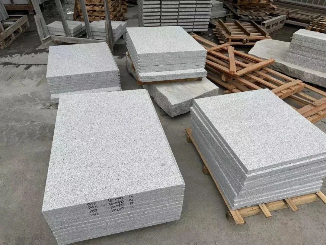 3公分厚300×600石材:芝麻黑、芝麻灰、芝麻白花崗巖種類及價(jià)格(圖26) 3公分厚300×600石材:芝麻黑、芝麻灰、芝麻白花崗巖種類及價(jià)格(圖26)