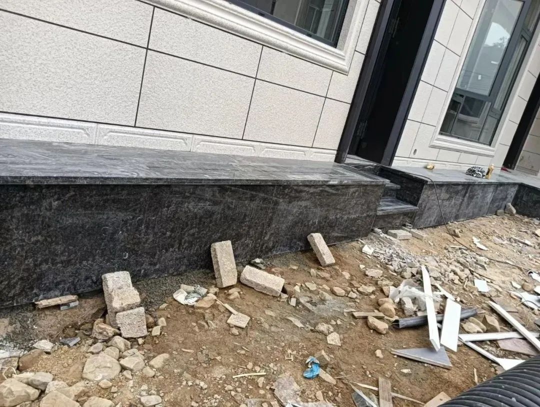 英國(guó)棕石材:黑棕與紅棕石材加工價(jià)格差異的原因分析(圖12) 英國(guó)棕石材:黑棕與紅棕石材加工價(jià)格差異的原因分析(圖12)