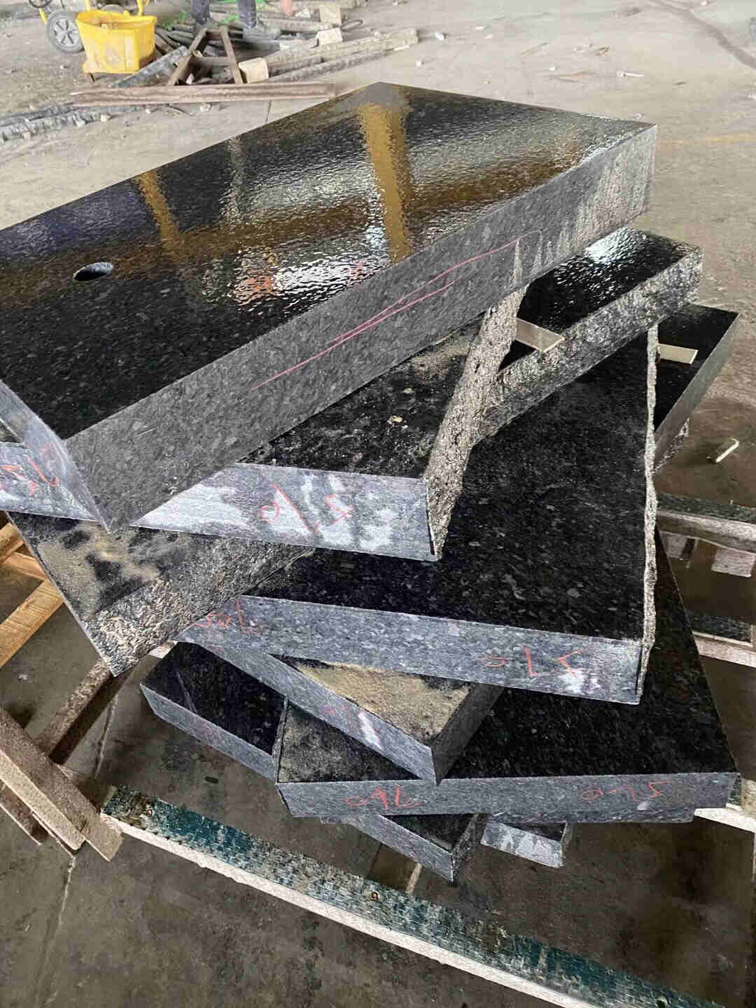 蒙古黑石材：提升建筑品質(zhì)的秘訣
