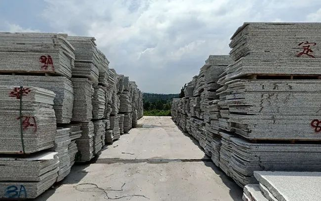 雪花白石材多少錢(qián)一平方