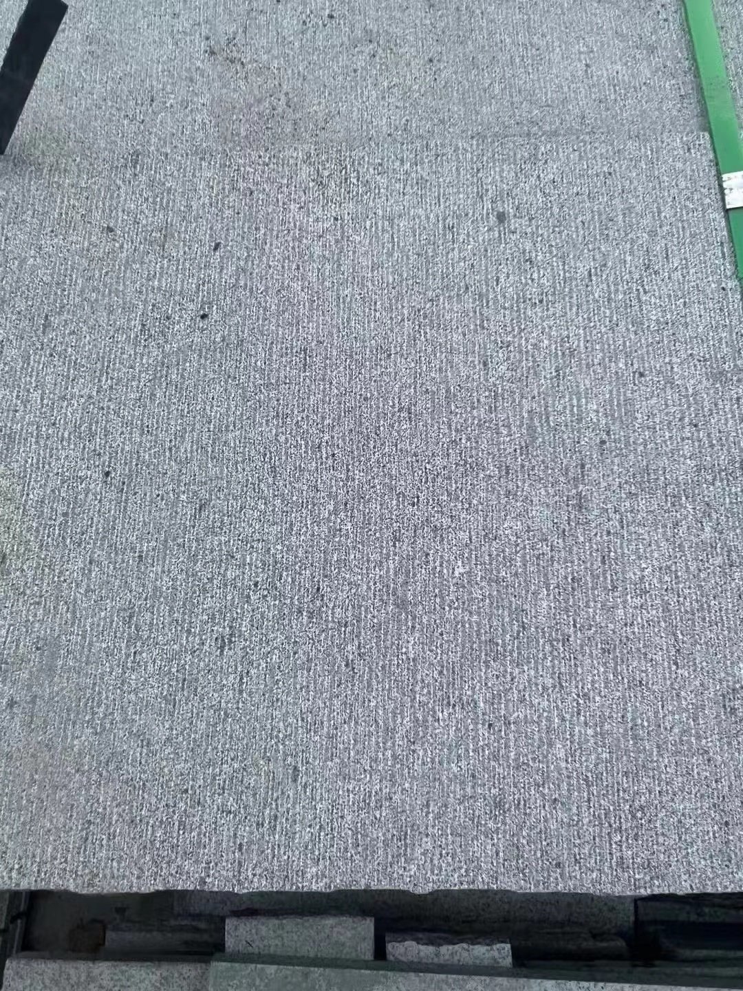 新芝麻黑石材路邊石